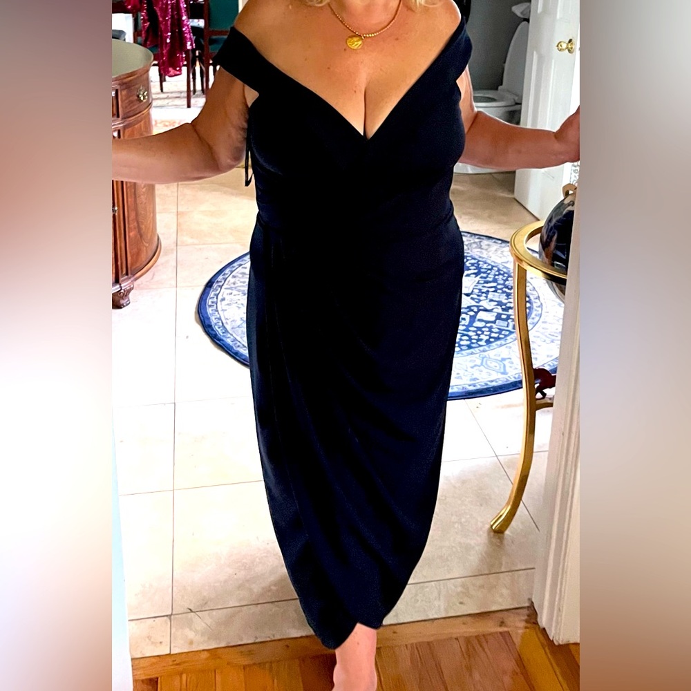 Elegant Navy Blue Off-Shoulder Dress